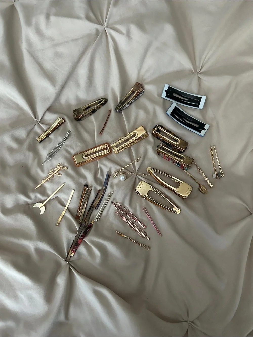 Women’s Hair Clip Barrette Bobby Pin Mixed Lot 25+ Pieces